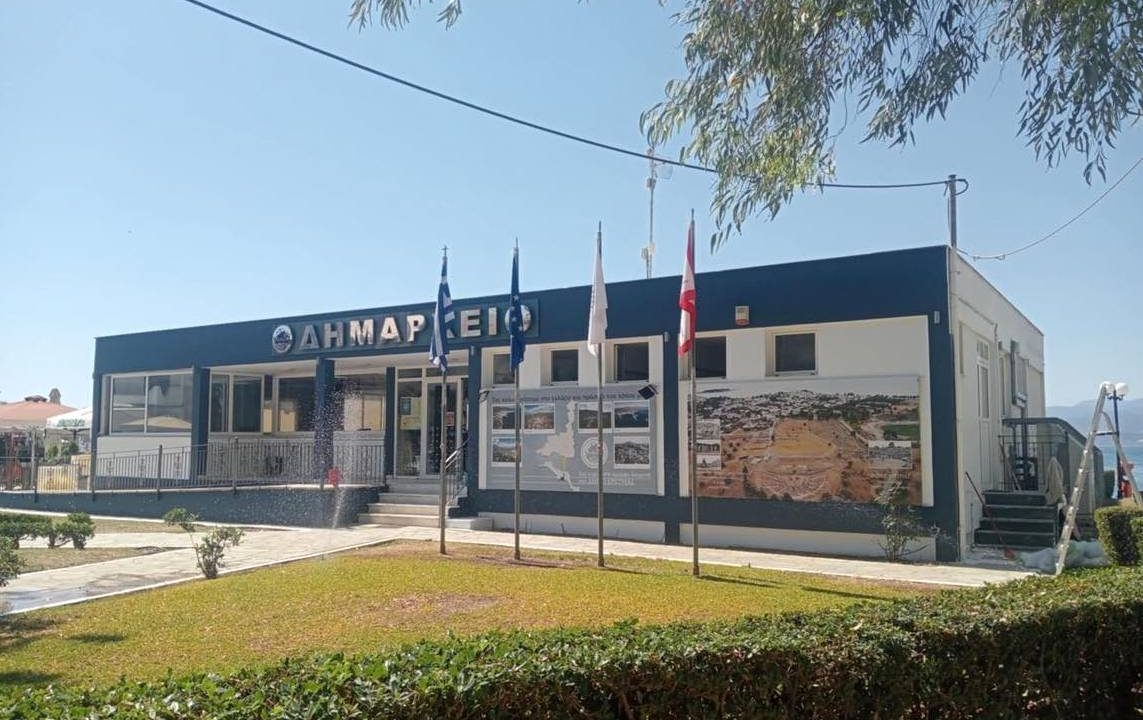 ΘΕΤΙΚΗ ΑΠΟΦΑΣΗ ΑΣΦΑΛΙΣΤΙΚΩΝ ΜΕΤΡΩΝ ΔΙΚΑΙΩΝΕΙ ΕΝΤΕΚΑ ΕΡΓΑΖΟΜΕΝΟΥΣ – ΣΥΜΒΑΣΙΟΥΧΟΥΣ ΜΕ ΤΟ ΠΡΟΓΡΑΜΜΑ 55 ΑΝΩ ΣΤΟ ΔΗΜΟ ΕΡΕΤΡΙΑΣ